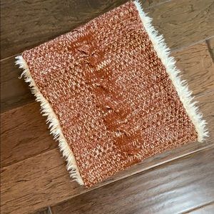 Reversible neck warmer